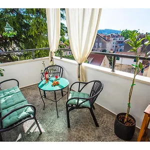 Apartment Boutique City Center View, Split